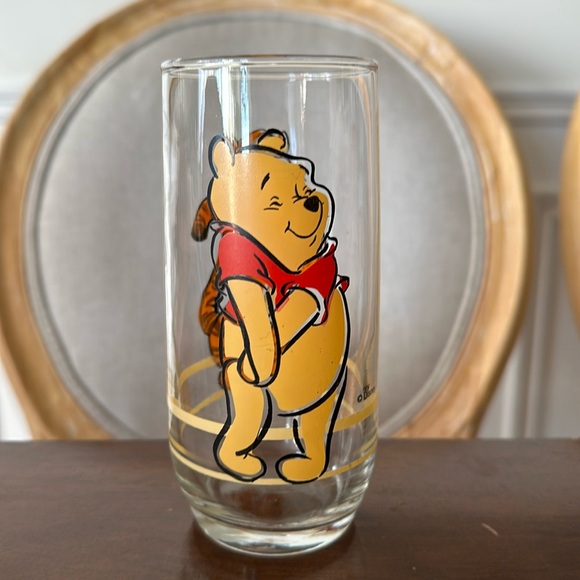 Vintage Disney - Winnie the Pooh / Tigger - Glass - Picture 1 of 4